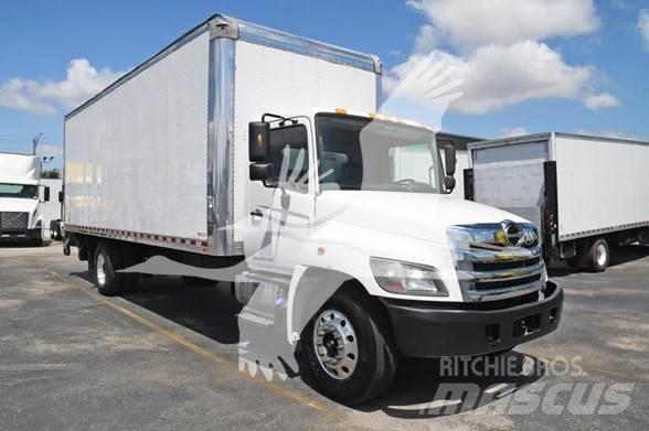 Hino 268A Maszyny budowlane - Inne