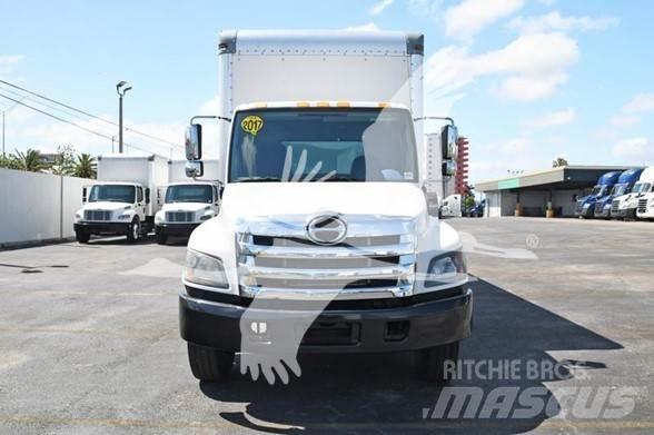 Hino 268A Maszyny budowlane - Inne