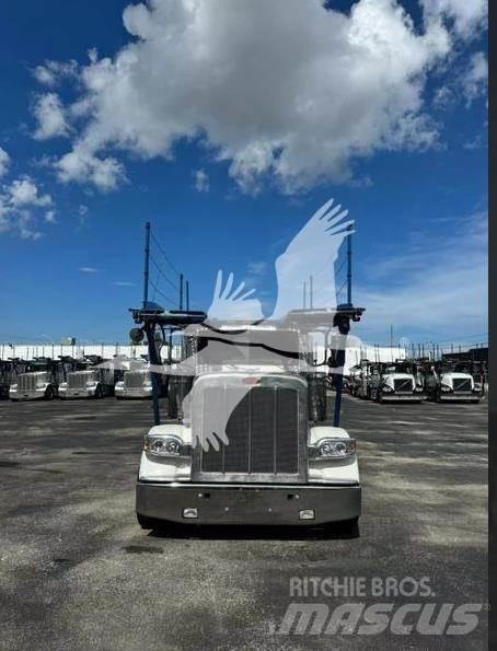 Peterbilt 388 Maszyny budowlane - Inne