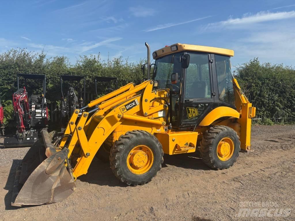 JCB 2CX Koparko-ładowarki