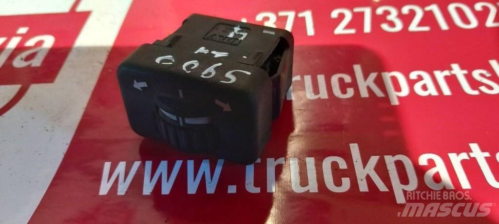 Scania R 420.   1350547 Kabiny i wnętrze