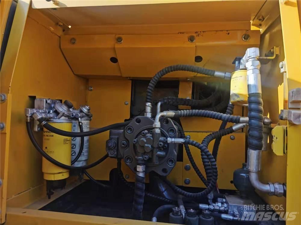 Volvo EC210D Koparki gąsienicowe