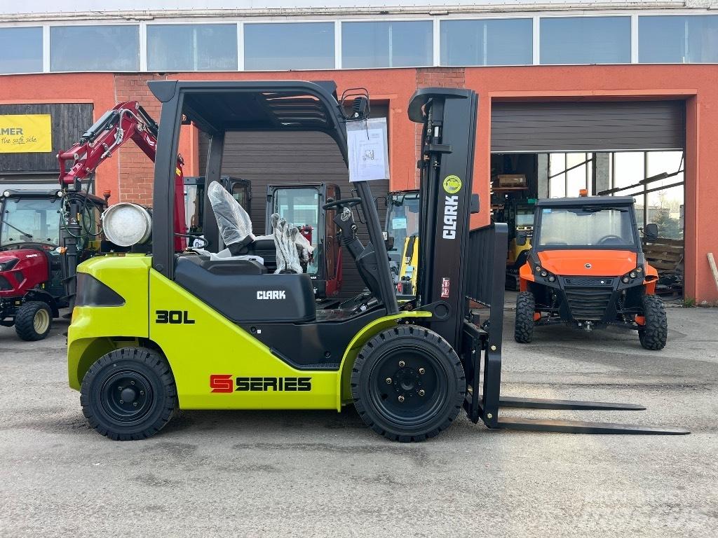 Clark S 30 L Wózki LPG
