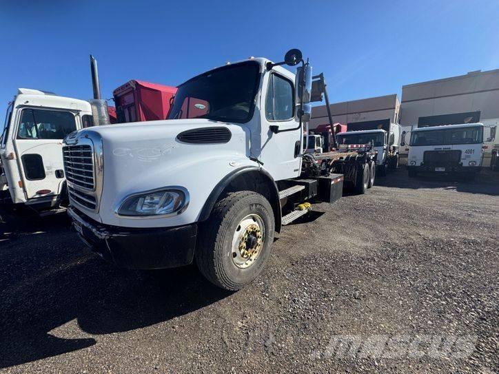 Freightliner M2 Ciężarówki z wymienną zabudową