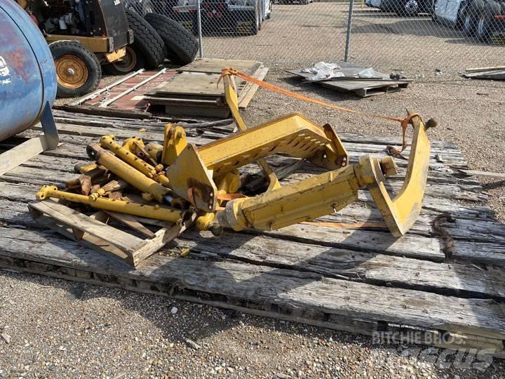 CAT 140H Scarifier Inne akcesoria