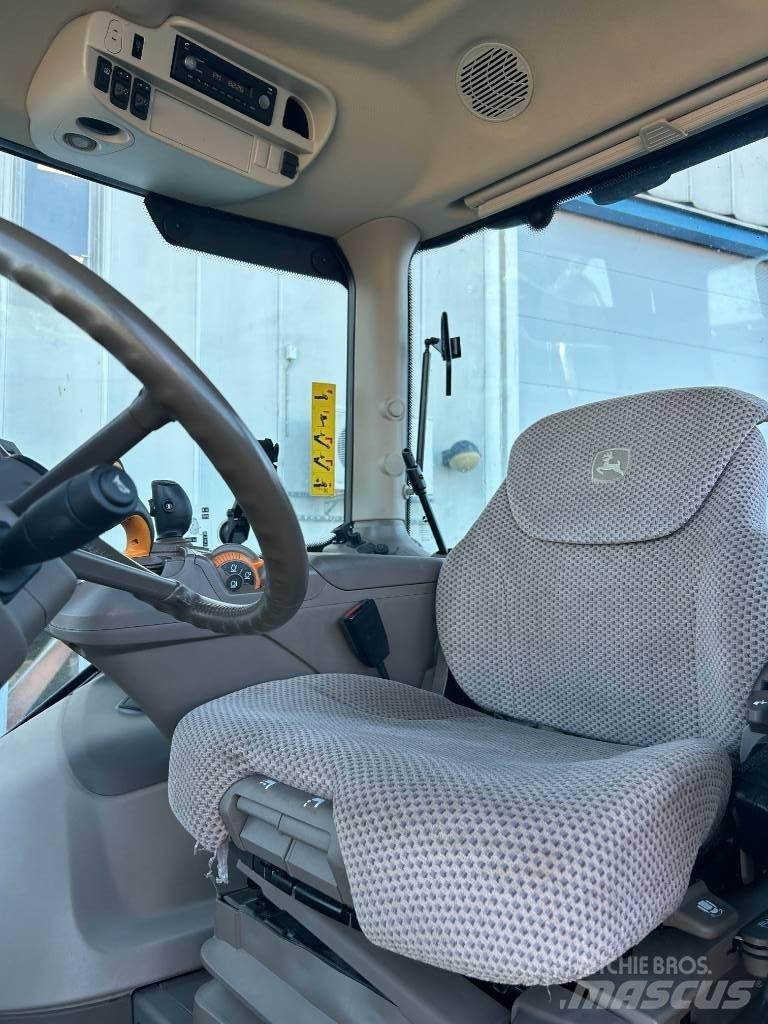 John Deere 6215 R Ciągniki rolnicze