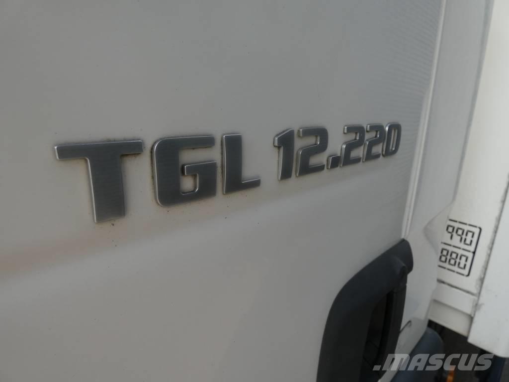 MAN TGL 12.220 Samochody ciężarowe ze skrzynią zamkniętą