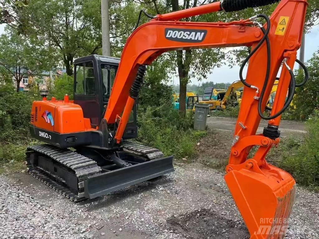Doosan DH 60-7 Minikoparki
