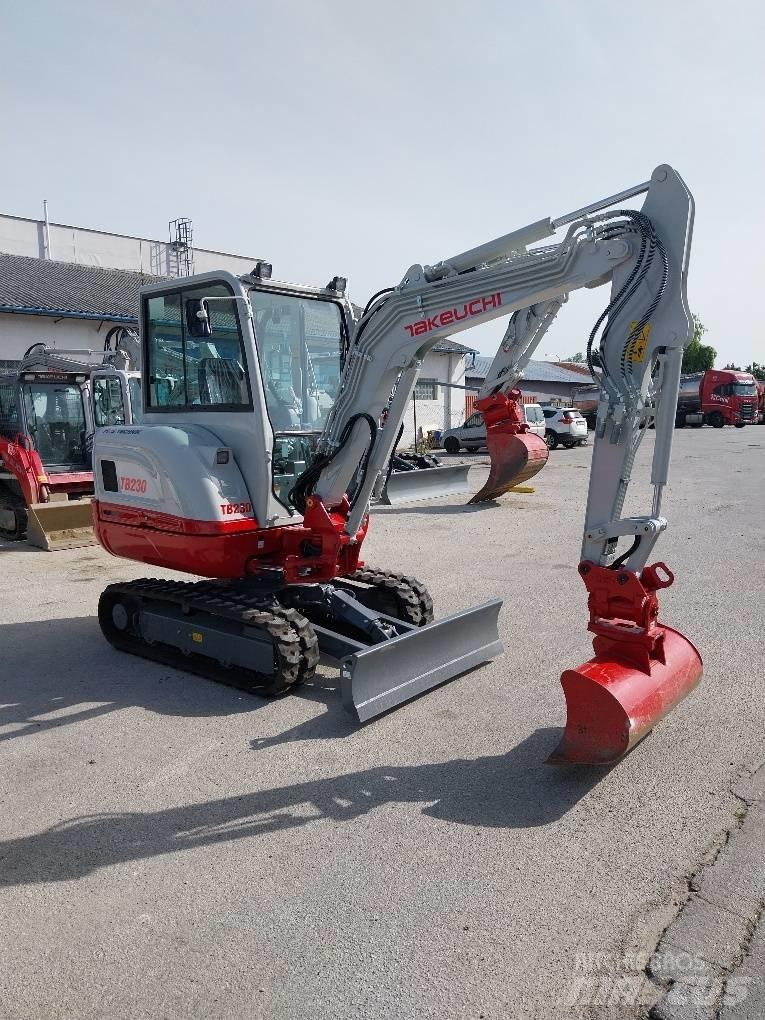 Takeuchi TB230 Minikoparki