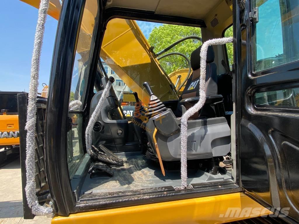 CAT 320 D Koparki gąsienicowe