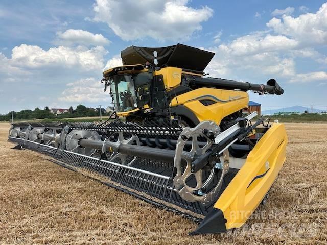 New Holland CR11 Kombajny zbożowe