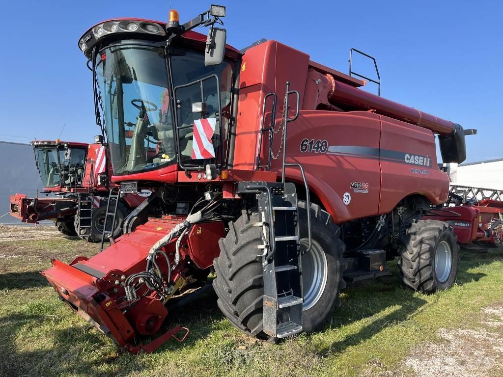 Case IH AF6140 Kombajny zbożowe