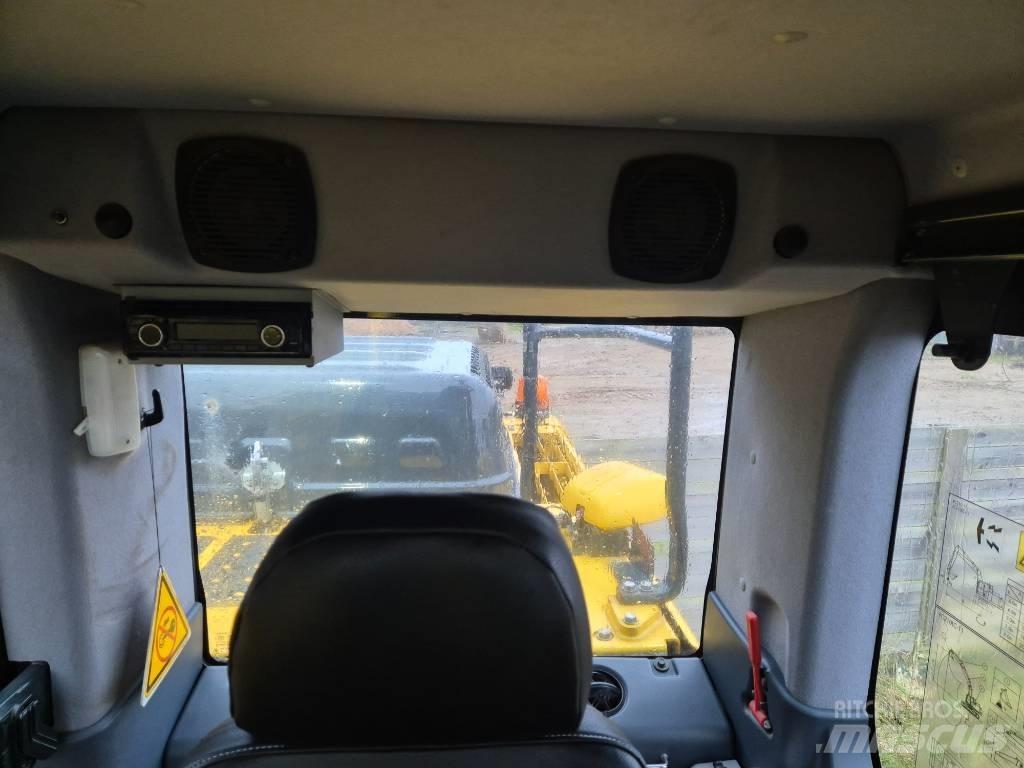 Komatsu PC210 LC-11 Koparki gąsienicowe