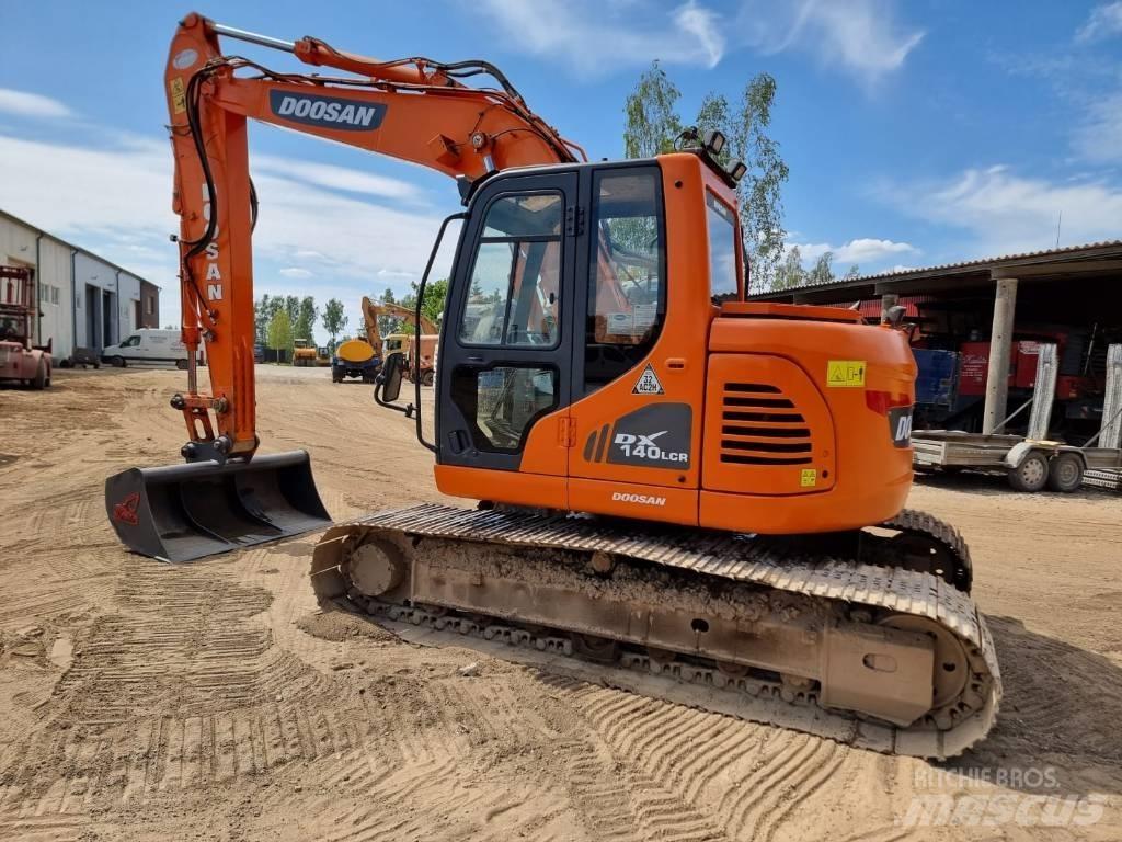 Doosan DX 140 LC-3 Koparki gąsienicowe