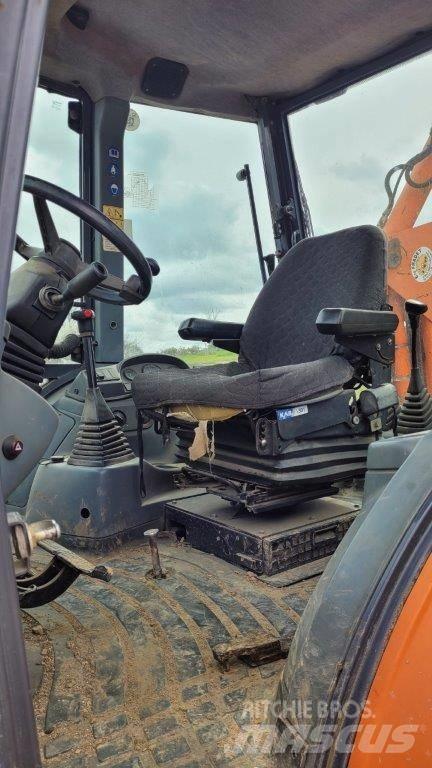 Fiat-Hitachi FB 100 Koparko-ładowarki