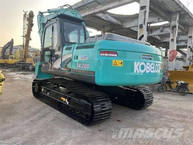 Kobelco SK 200 Koparki gąsienicowe