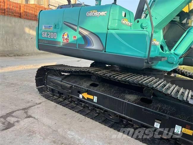 Kobelco SK 200 Koparki gąsienicowe