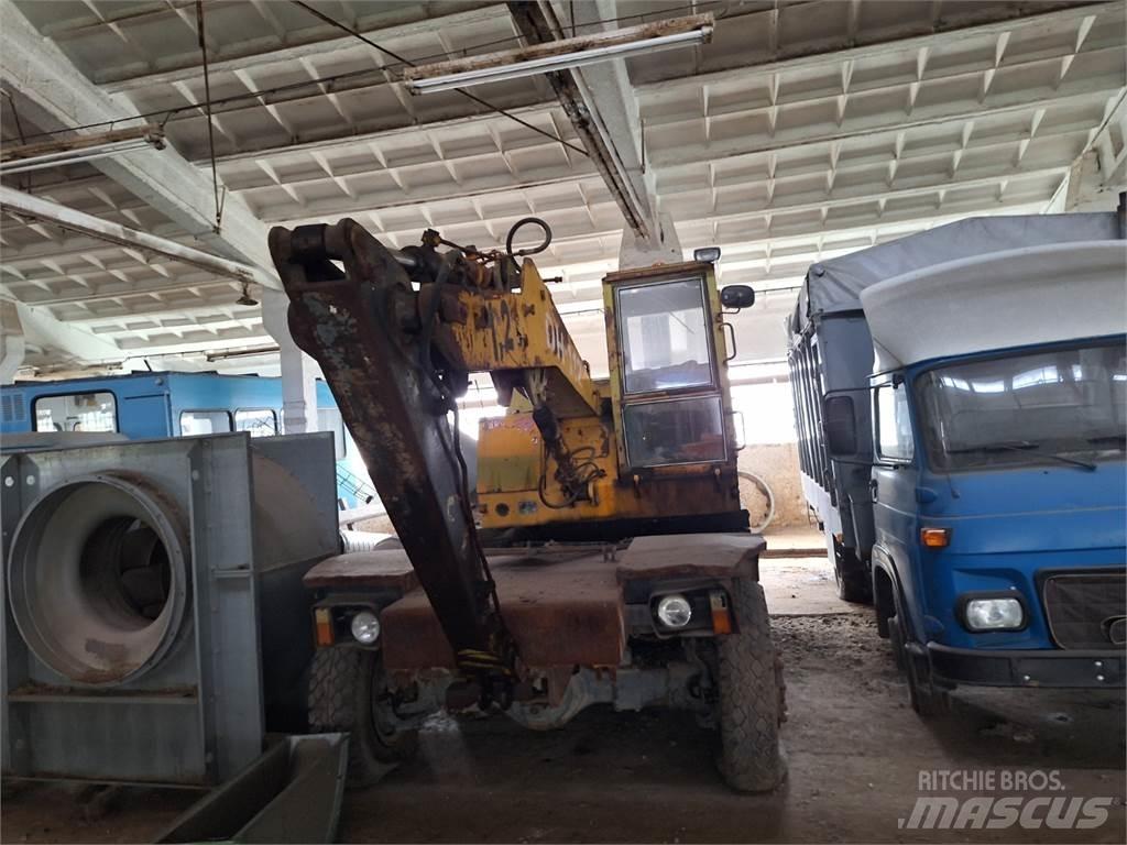 ZTS DH 112 4X4 Maszyny budowlane - Inne
