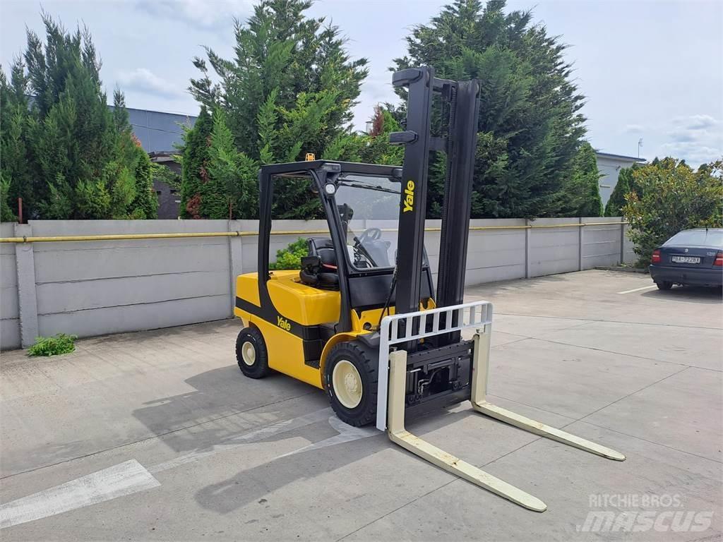 Yale GDP35VX Wózki Diesla