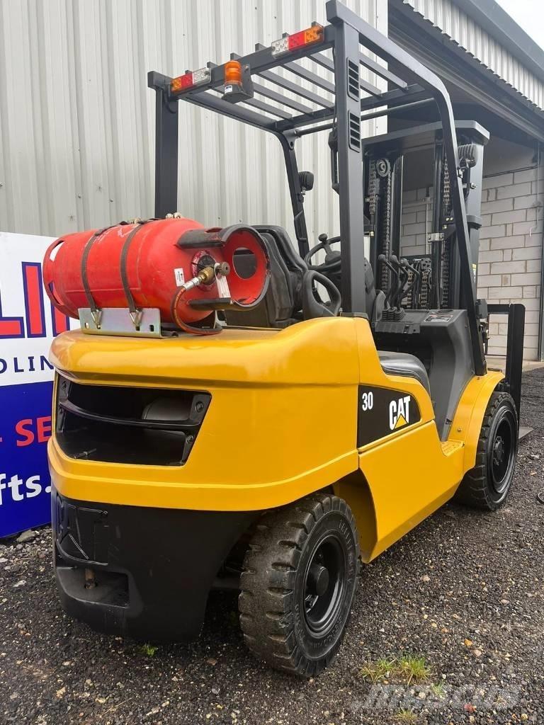 CAT GP30NT Wózki LPG