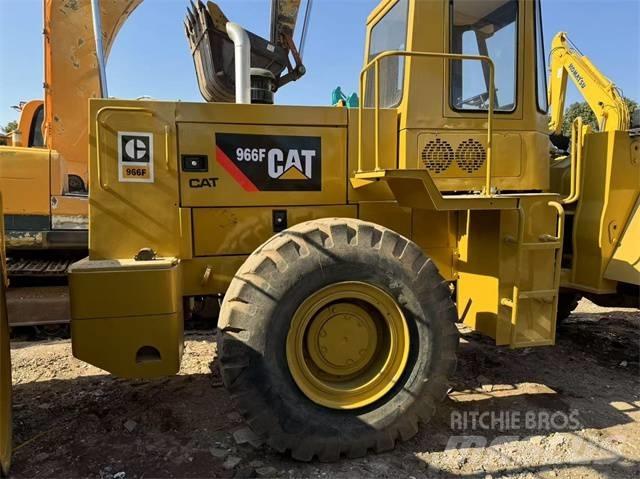 CAT 966 F Ładowarki kołowe