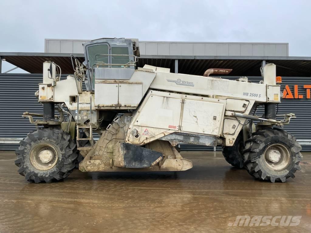 Wirtgen WR 2500S Recyklery do asfaltu