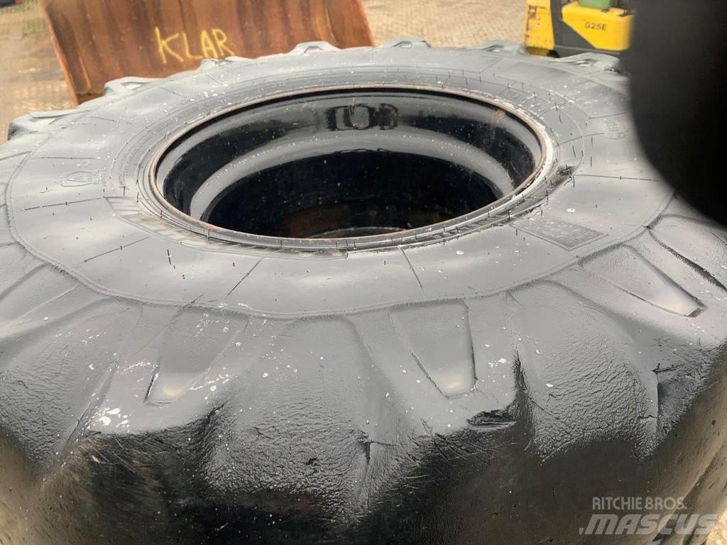 Michelin XF Opony, koła i felgi