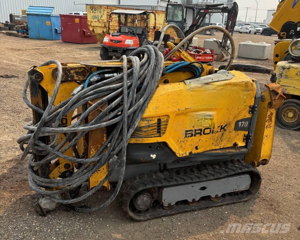 Brokk 170 Minikoparki