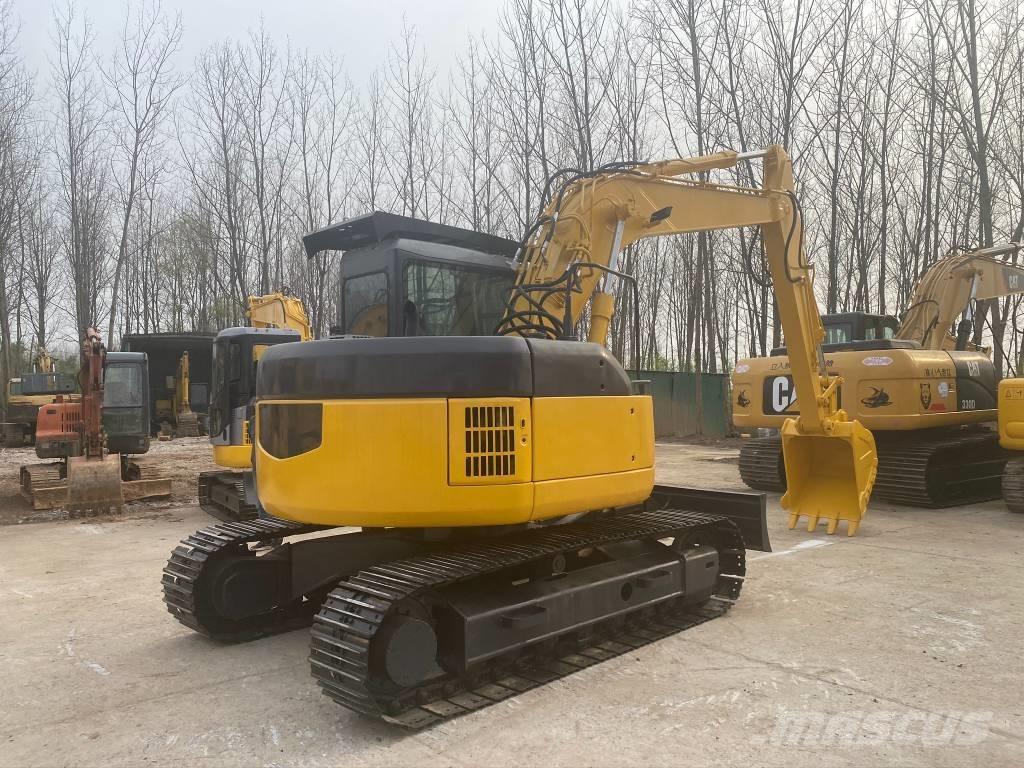 Komatsu PC128US Koparki gąsienicowe