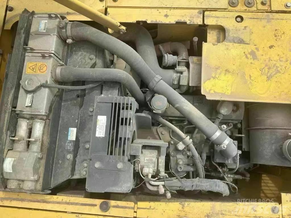 Komatsu PC 130 Koparki gąsienicowe