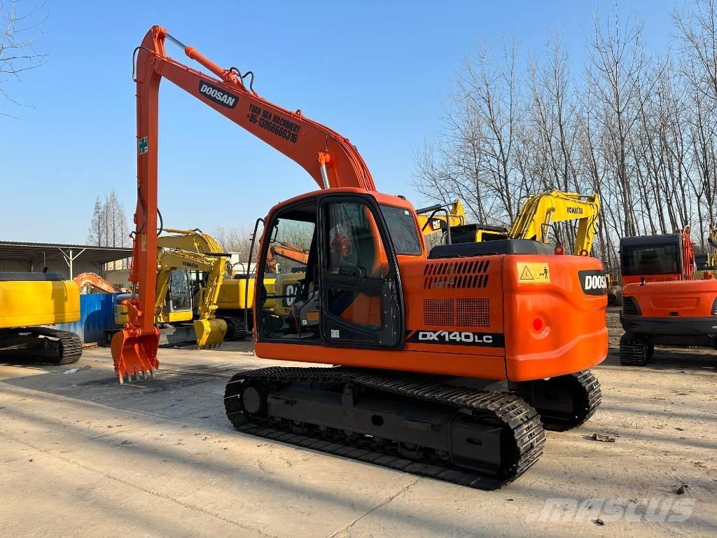 Doosan DX140 Minikoparki
