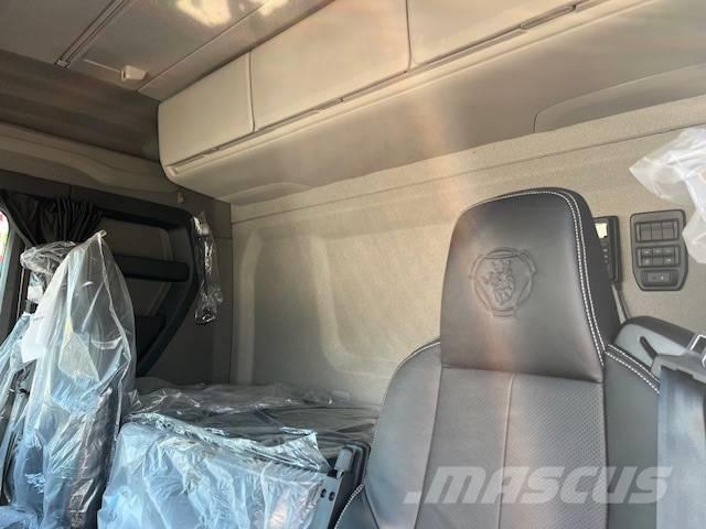 Scania R 560 Żurawie samochodowe