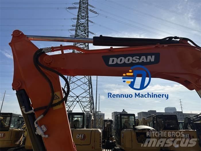 Doosan DX 60 Minikoparki