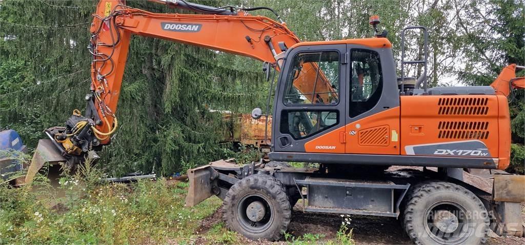 Doosan DX170W Koparki kołowe