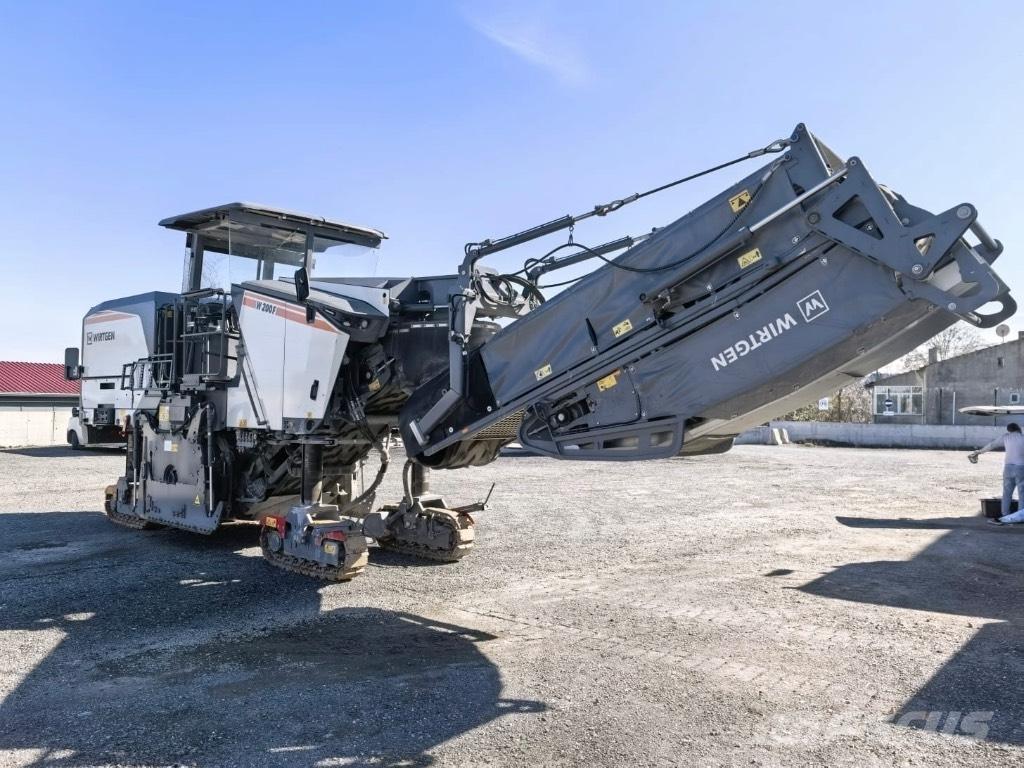 Wirtgen W 200 F Frezarki do asfaltu