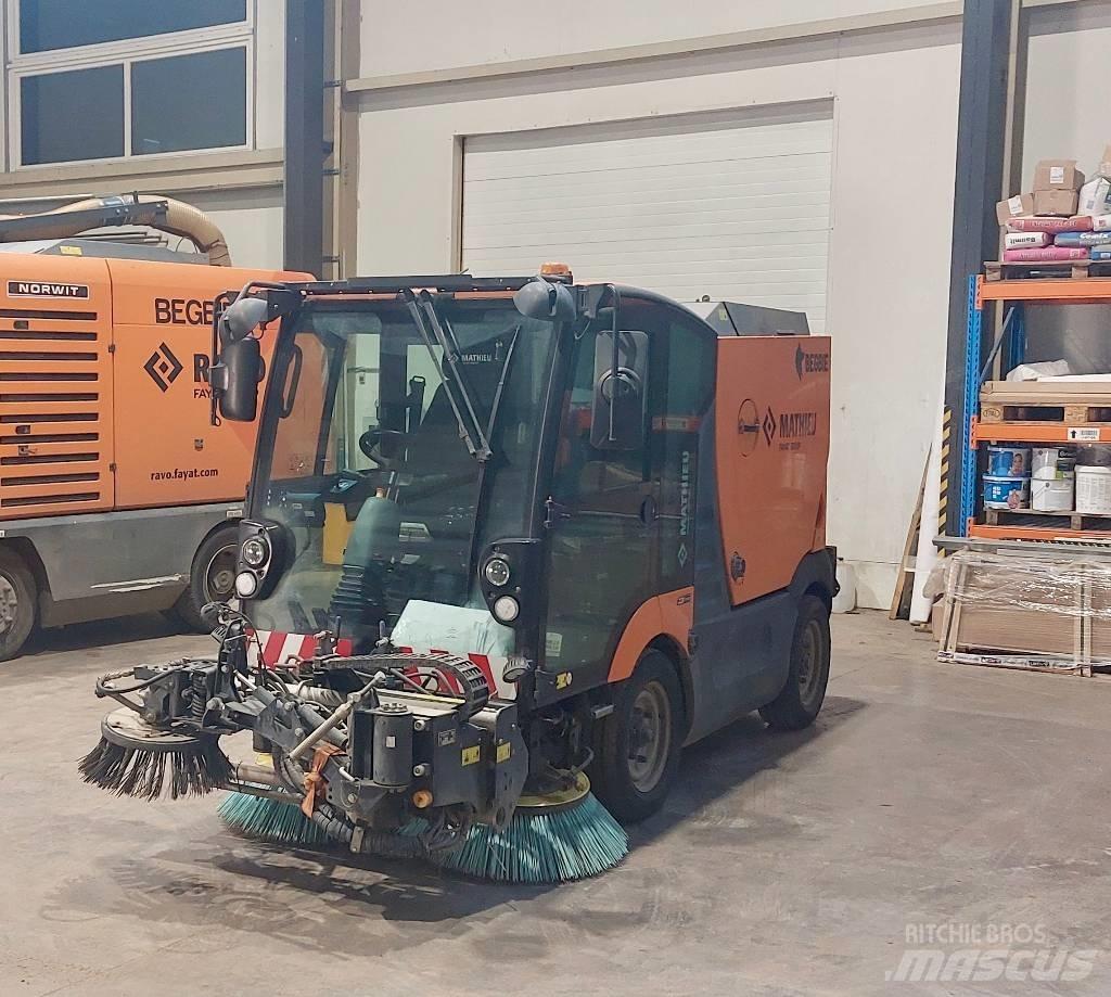 Mathieu MC210 Zamiatarki