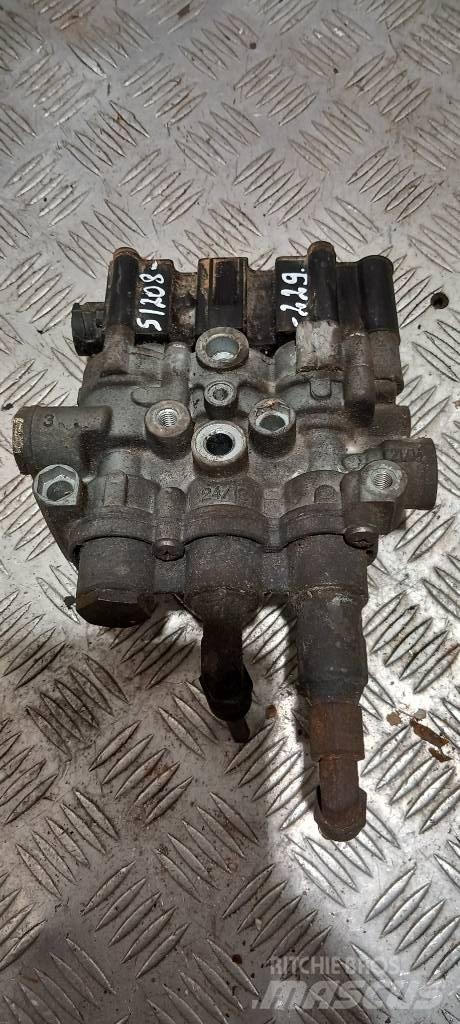 Scania 94 D.   1383958 Hamulce