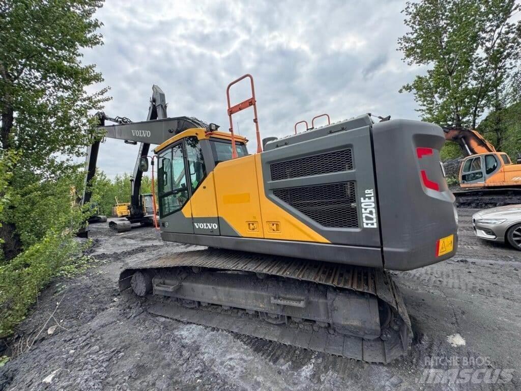 Volvo EC250ELR Koparki gąsienicowe