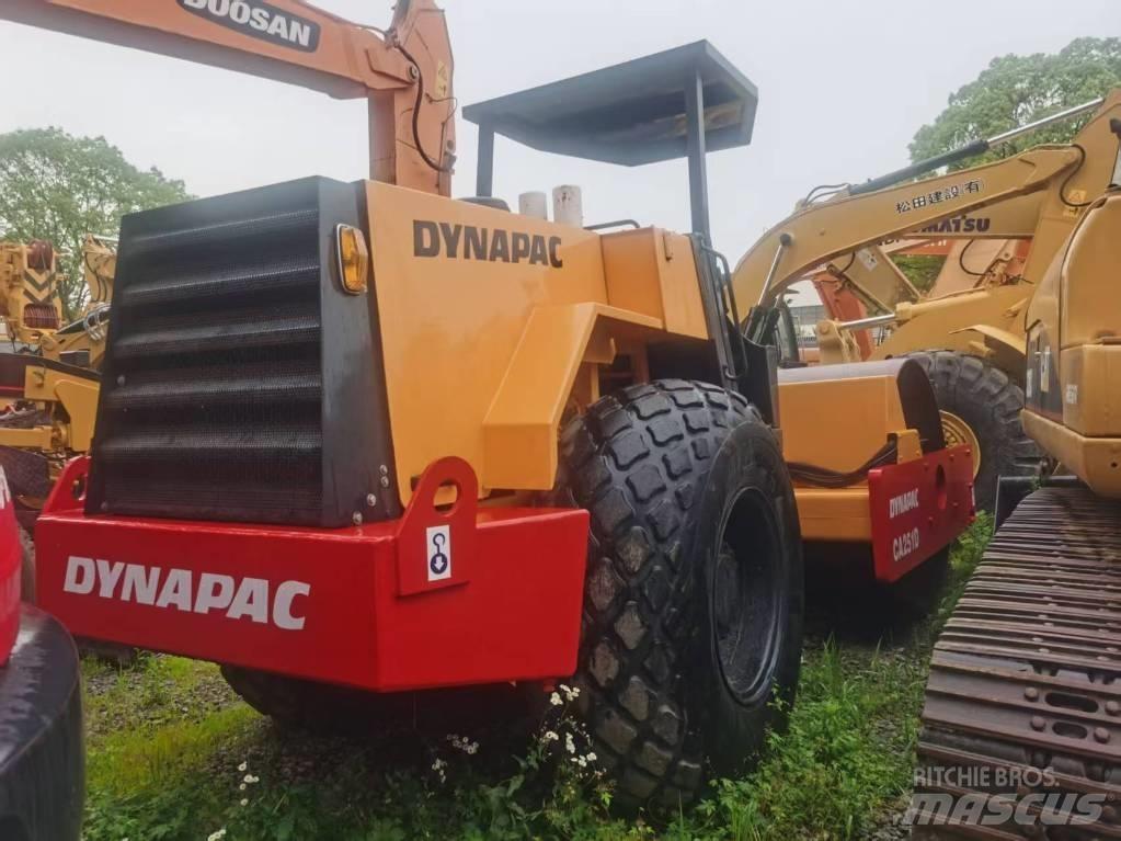 Dynapac ca251d Walce jednobębnowe