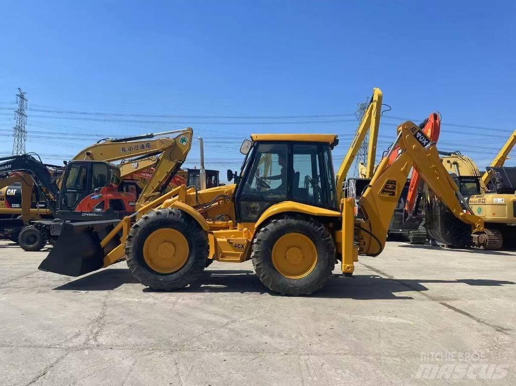 JCB 4 CX Koparko-ładowarki
