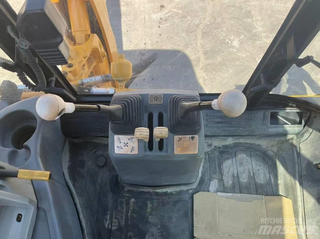 JCB 4 CX Koparko-ładowarki
