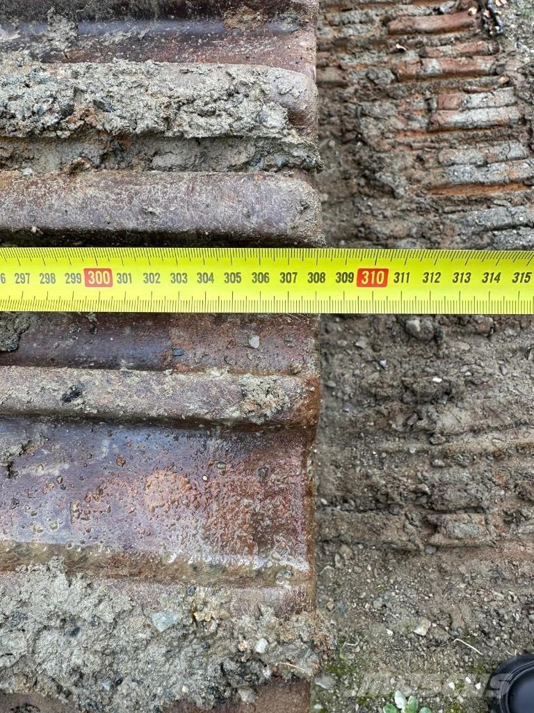 CAT 323 D L Koparki gąsienicowe