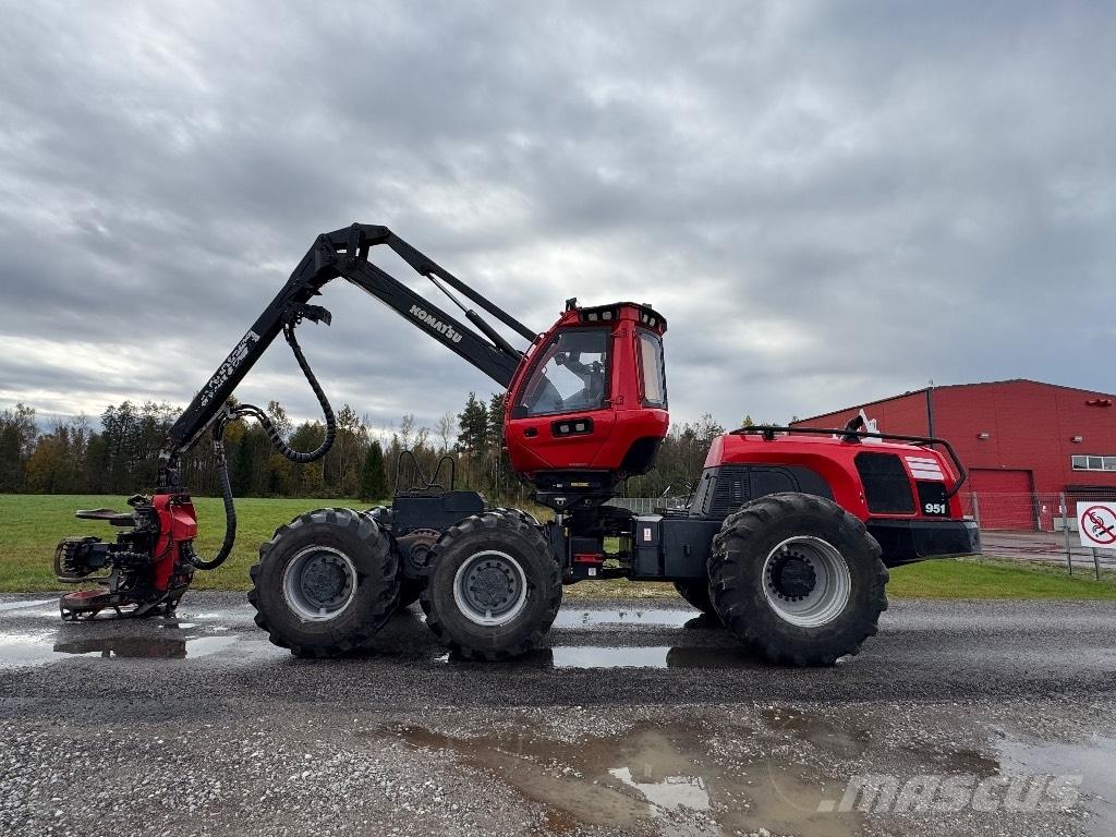 Komatsu 951 Harwestery