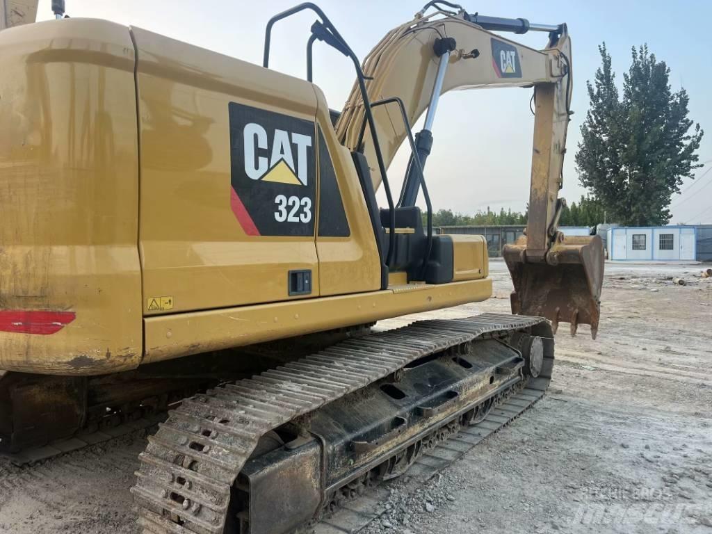CAT 323 GC Koparki gąsienicowe