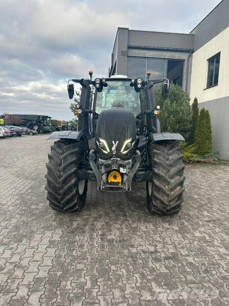 Valtra T 235 Ciągniki rolnicze