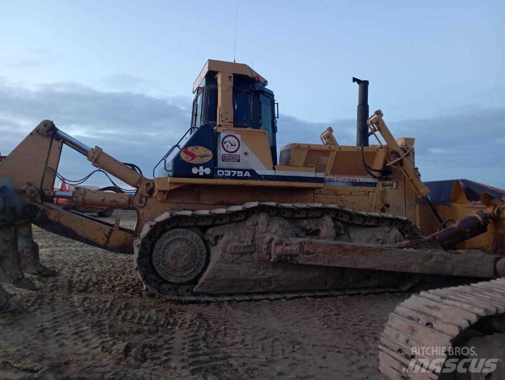 Komatsu D 375 A-2 Spycharki gąsienicowe