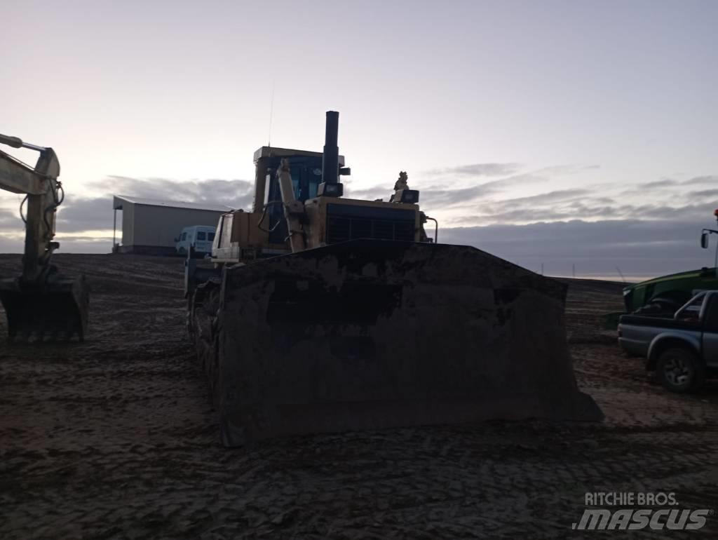 Komatsu D 375 A-2 Spycharki gąsienicowe