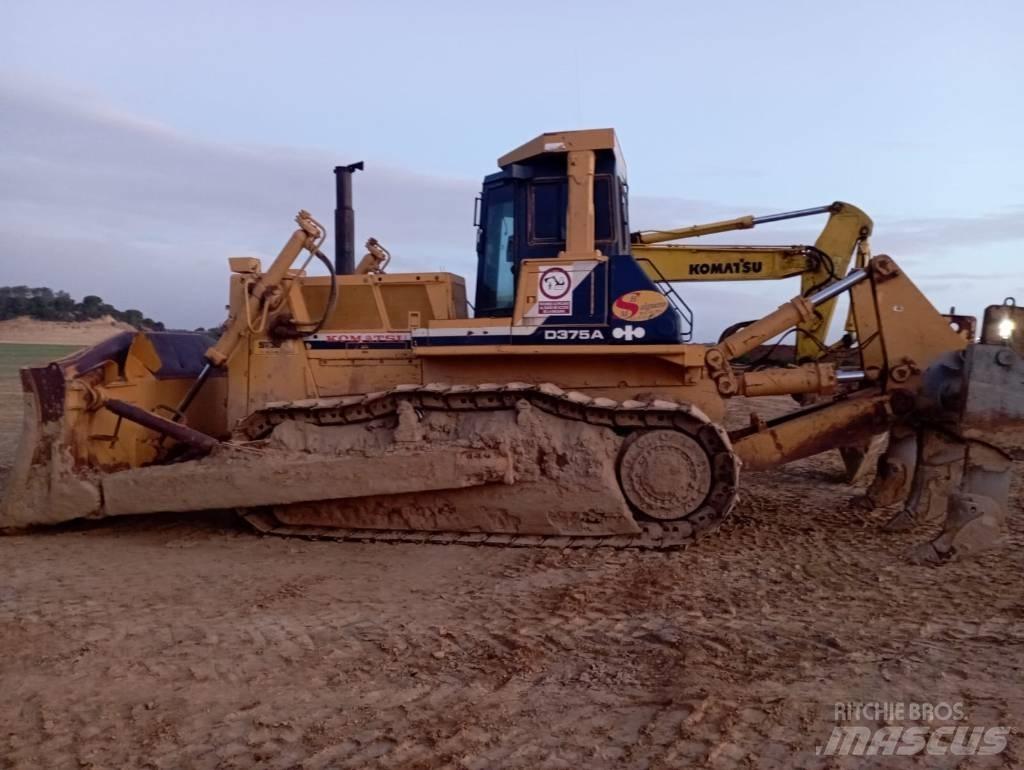 Komatsu D 375 A-2 Spycharki gąsienicowe