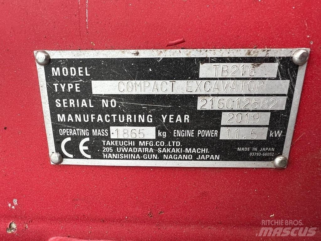 Takeuchi TB 216 Minikoparki