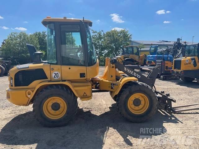 Volvo L 30 G Ładowarki kołowe